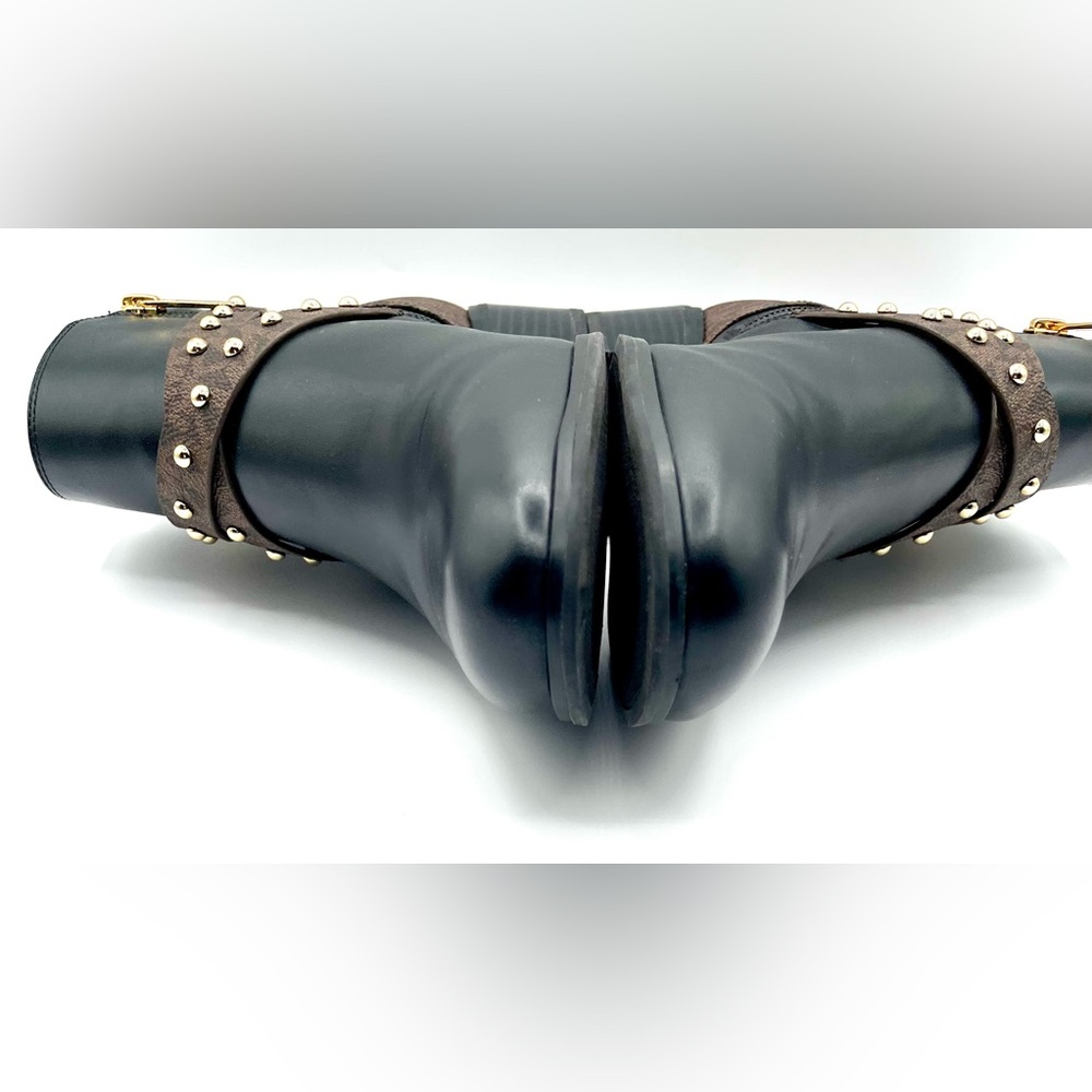 MICHAEL KORS Kincaid Leather and Studded Logo Ankle Boots. Size 8 M - Picture 11 of 15